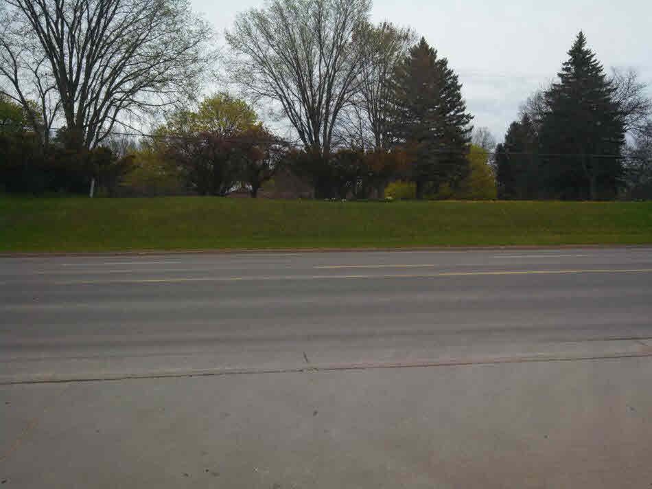 Lot B S Clare: Lot B S Clare, Clare, MI 48617